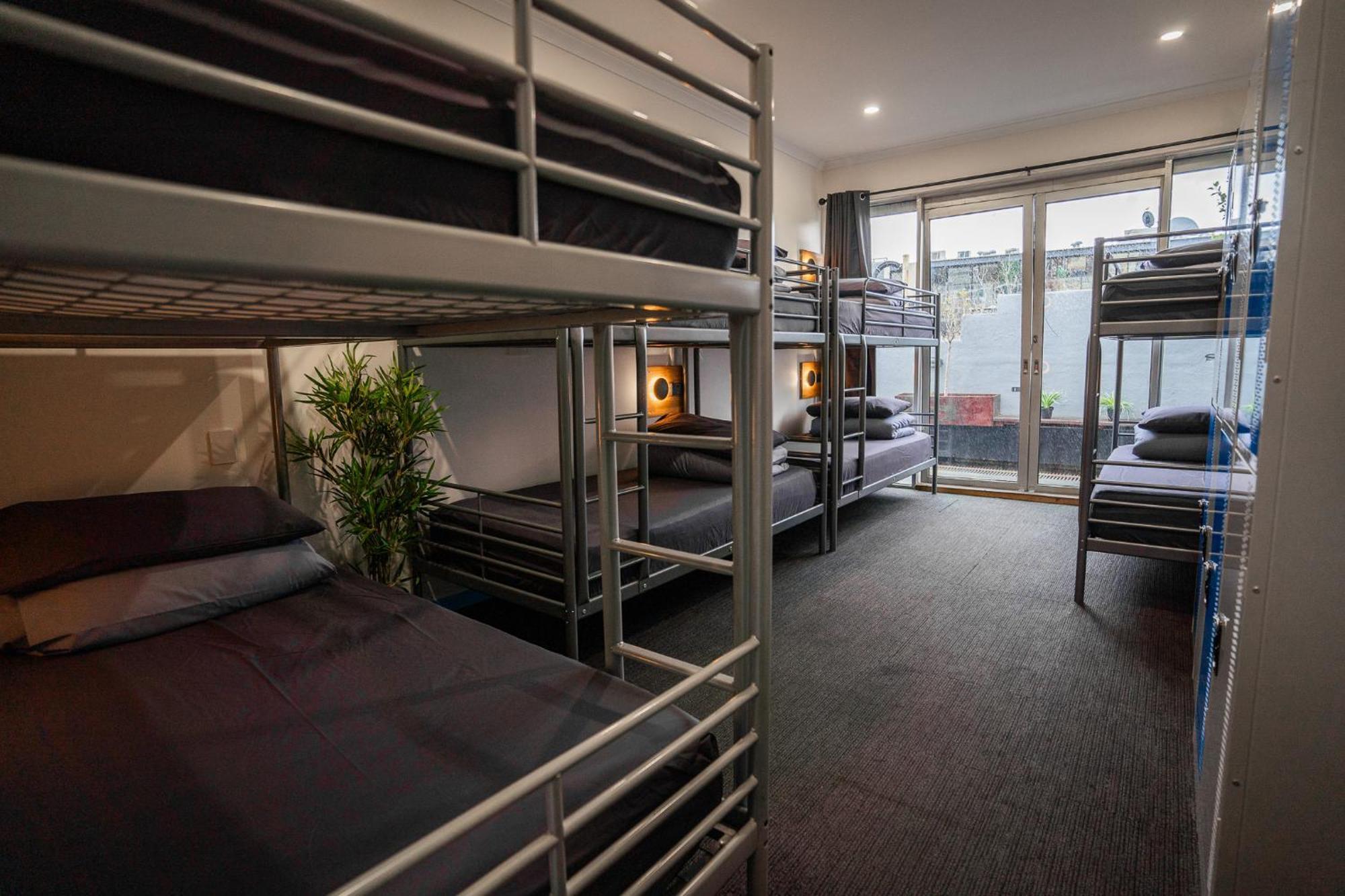 Mad Monkey Melbourne Hostel ภายนอก รูปภาพ