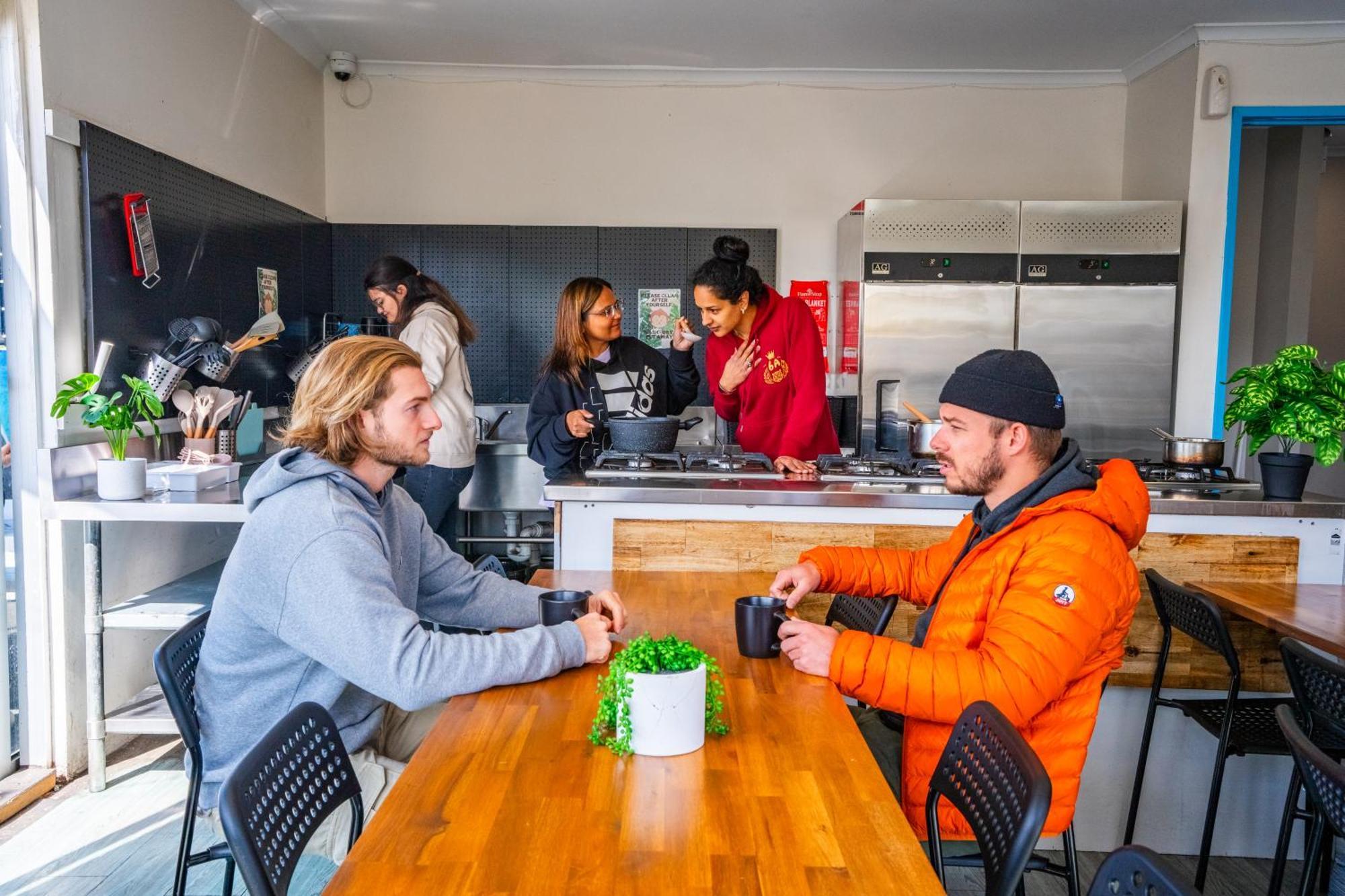 Mad Monkey Melbourne Hostel ภายนอก รูปภาพ