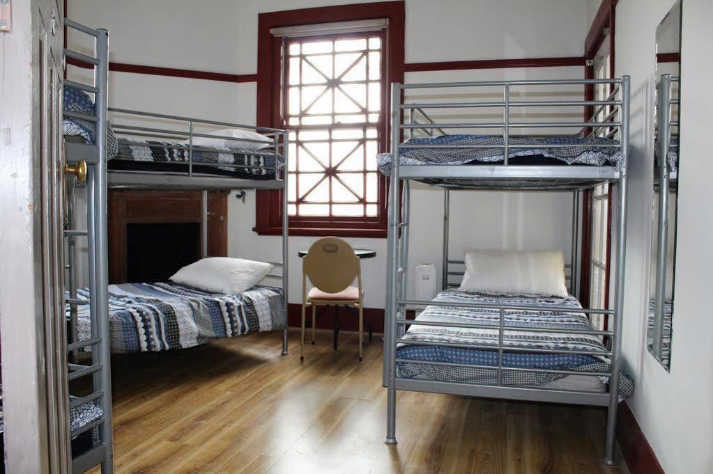 Mad Monkey Melbourne Hostel ภายนอก รูปภาพ