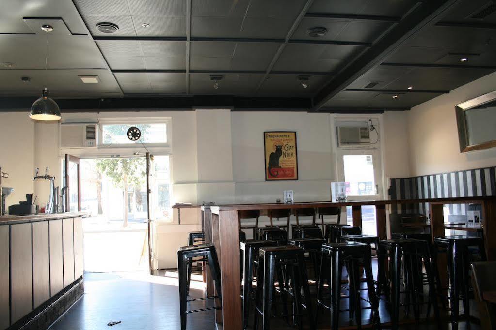 Mad Monkey Melbourne Hostel ภายนอก รูปภาพ