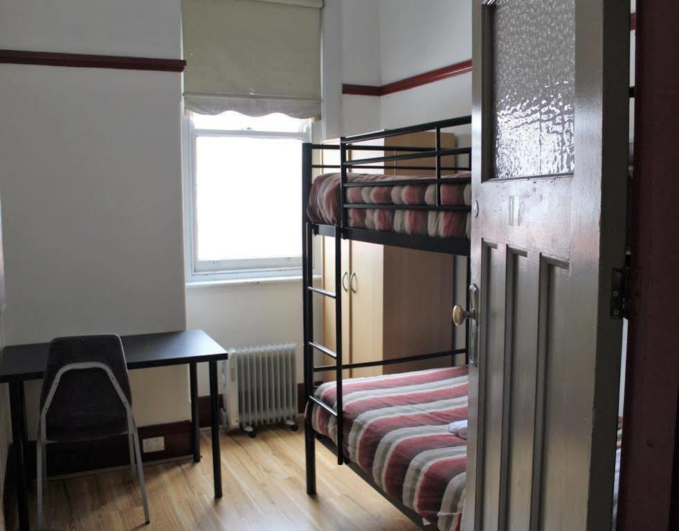 Mad Monkey Melbourne Hostel ภายนอก รูปภาพ